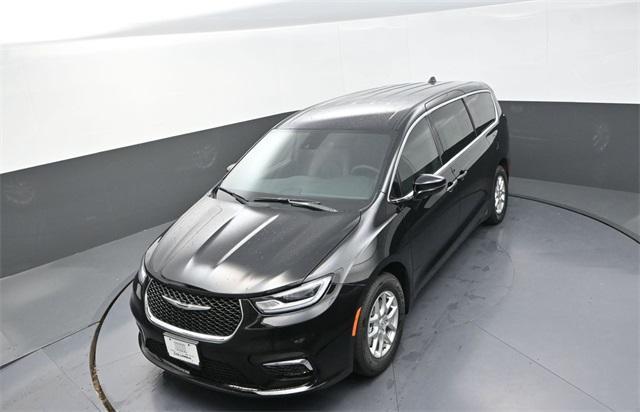 new 2026 Chrysler Pacifica car, priced at $43,250