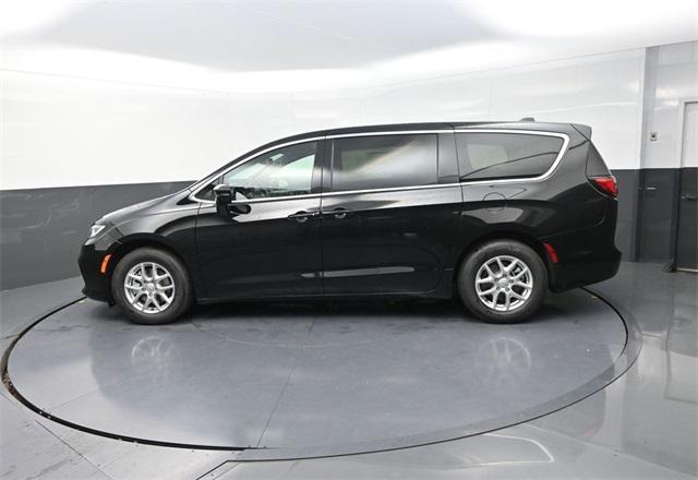 new 2026 Chrysler Pacifica car, priced at $43,250