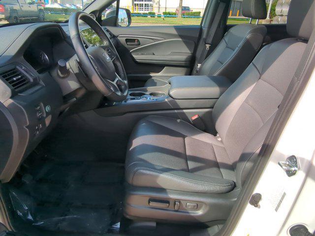 used 2024 Honda Passport car, priced at $33,100