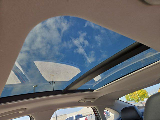 used 2024 Hyundai Sonata Hybrid car, priced at $28,500