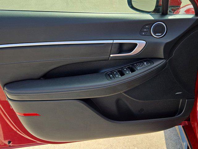 used 2024 Hyundai Sonata Hybrid car, priced at $28,500