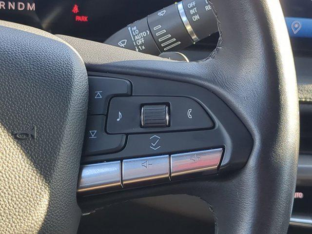 used 2025 Cadillac XT4 car, priced at $32,500