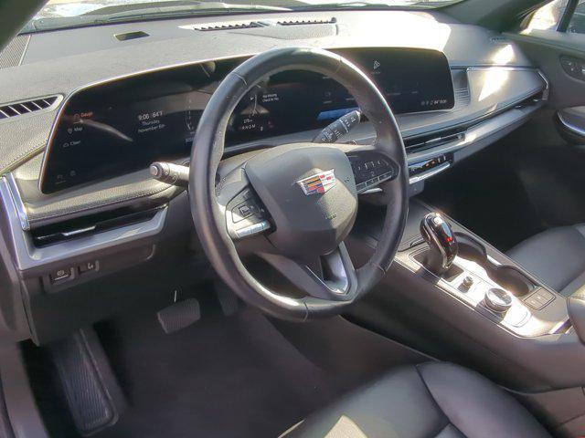 used 2025 Cadillac XT4 car, priced at $32,500