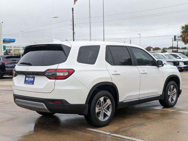 new 2025 Honda Pilot car, priced at $41,550