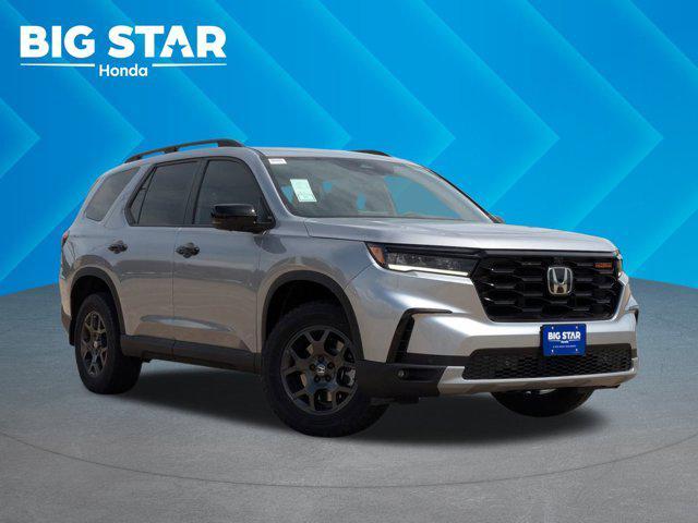 new 2025 Honda Pilot car, priced at $48,175