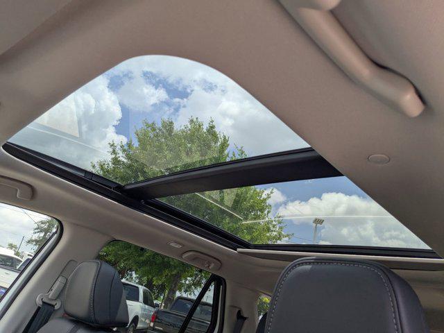 new 2025 Honda Pilot car, priced at $49,305