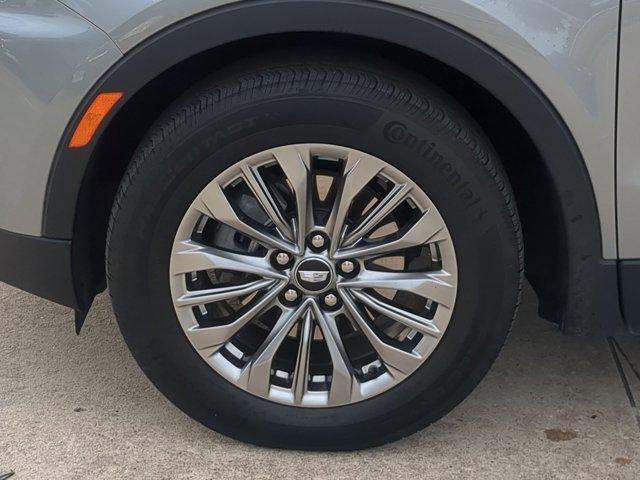 used 2025 Cadillac XT4 car, priced at $32,500