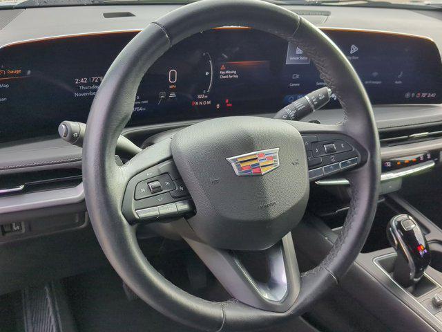 used 2025 Cadillac XT4 car, priced at $32,500
