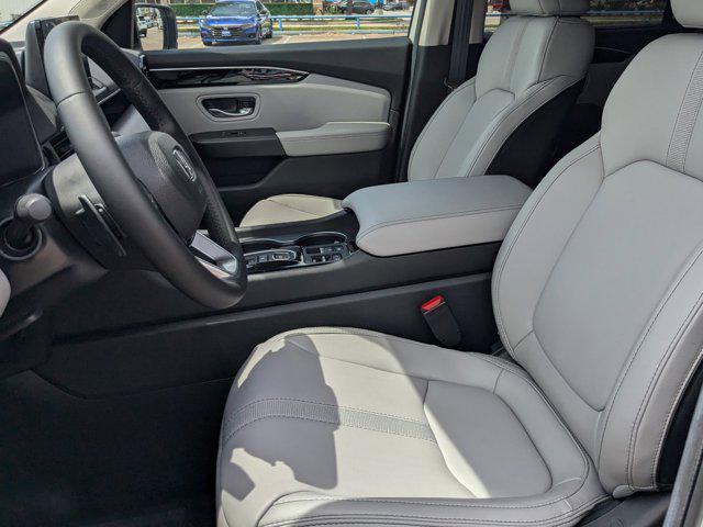 new 2025 Honda Pilot car, priced at $41,825