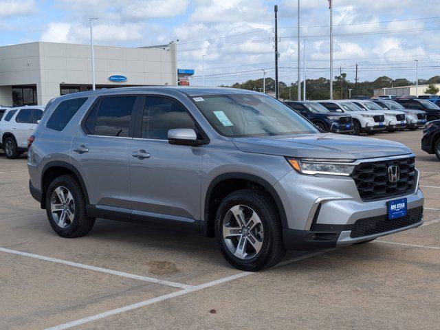 new 2025 Honda Pilot car, priced at $41,825