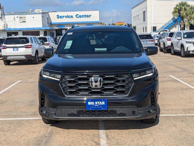 new 2025 Honda Pilot car, priced at $41,832