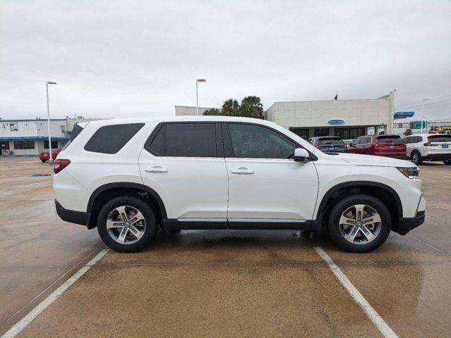new 2025 Honda Pilot car, priced at $41,550