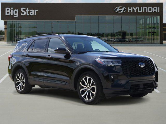 used 2025 Ford Explorer car, priced at $39,899