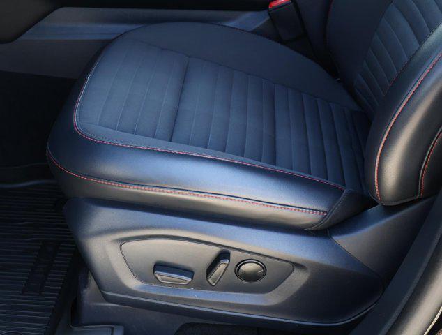 used 2025 Ford Explorer car, priced at $39,899