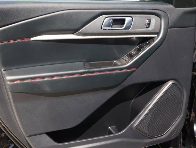 used 2025 Ford Explorer car, priced at $39,899