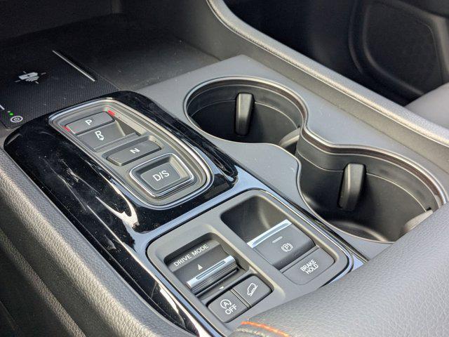 new 2025 Honda Pilot car, priced at $48,990