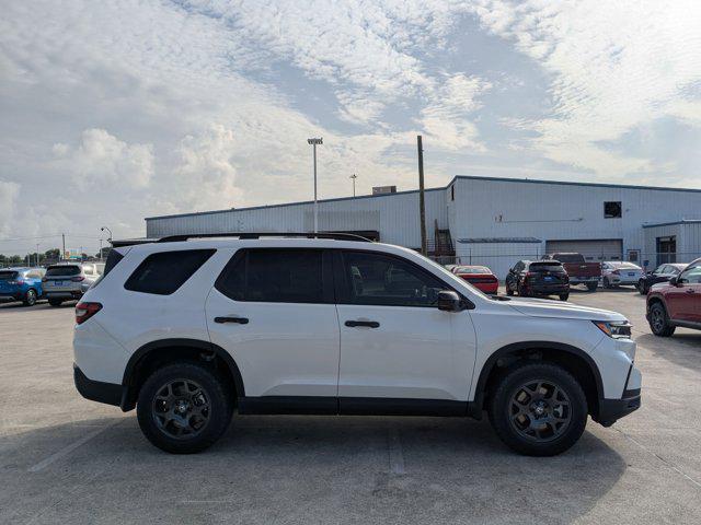 new 2025 Honda Pilot car, priced at $48,990