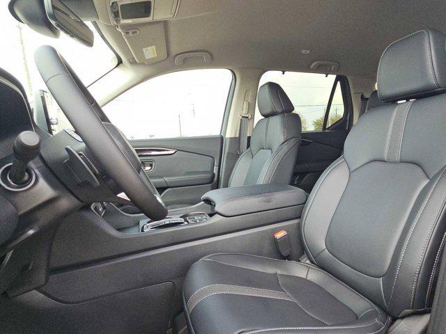 new 2025 Honda Pilot car, priced at $41,825