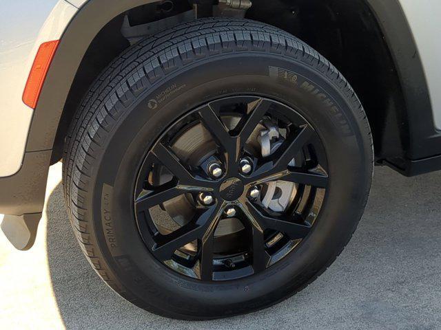 used 2024 Jeep Grand Cherokee car, priced at $29,500