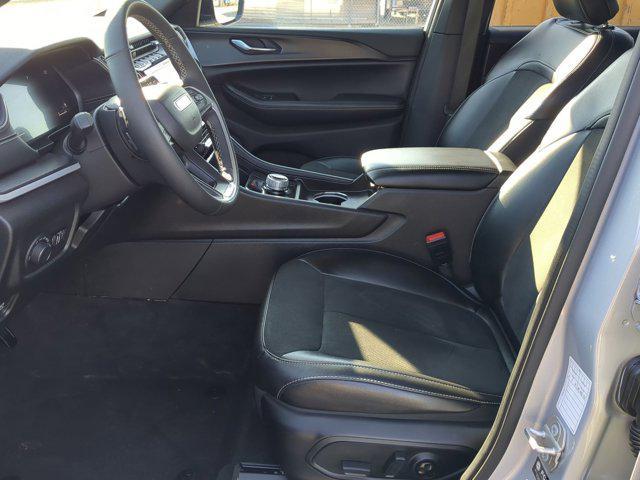 used 2024 Jeep Grand Cherokee car, priced at $29,500