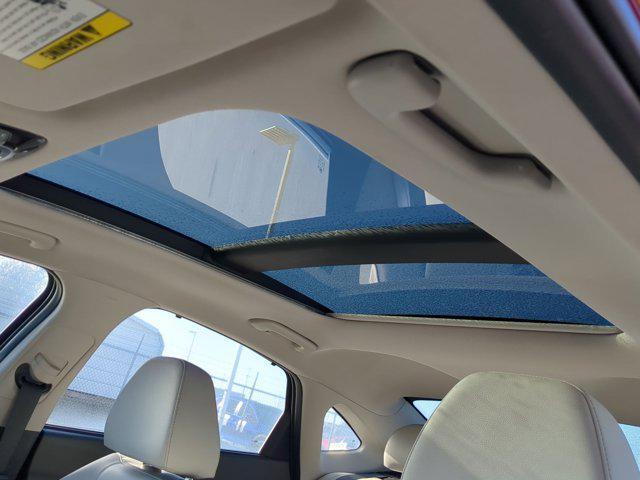 used 2024 Hyundai Sonata Hybrid car, priced at $28,500