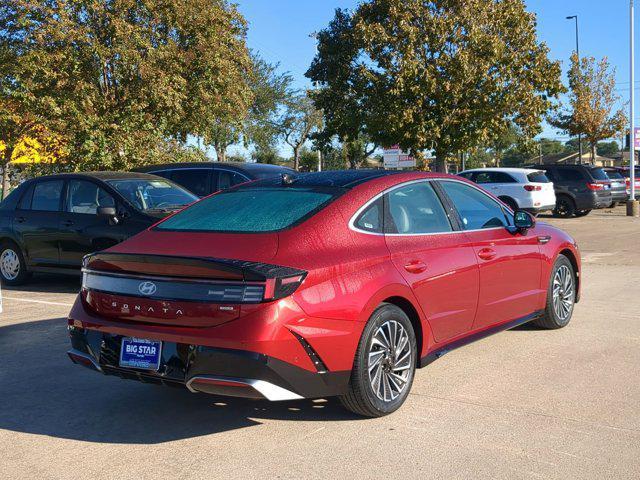 used 2024 Hyundai Sonata Hybrid car, priced at $28,500