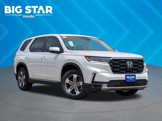 new 2025 Honda Pilot car, priced at $42,280