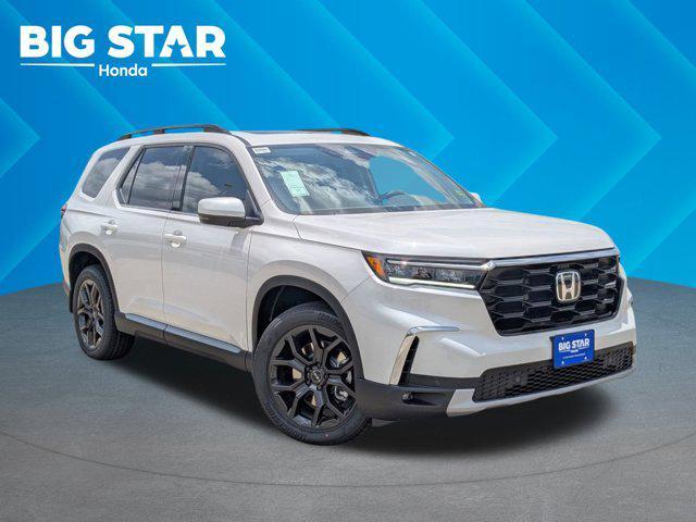 new 2025 Honda Pilot car, priced at $49,350