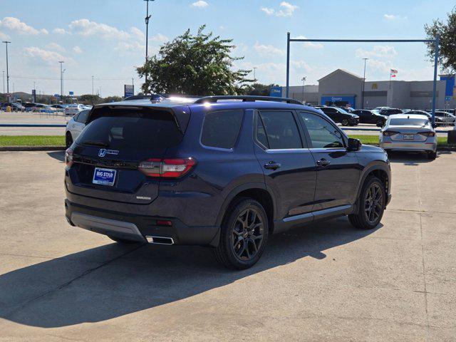 new 2025 Honda Pilot car, priced at $46,795
