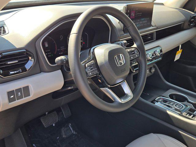 new 2025 Honda Pilot car, priced at $46,795