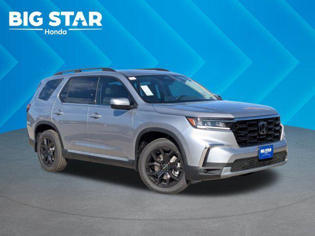 new 2025 Honda Pilot car, priced at $48,895