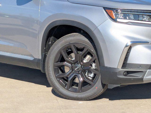 new 2025 Honda Pilot car, priced at $48,895