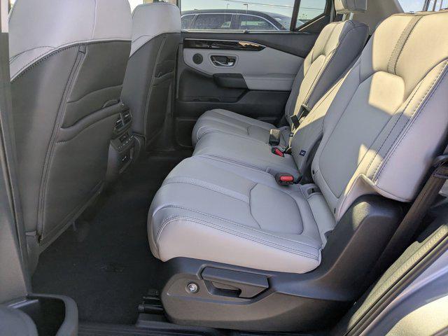 new 2025 Honda Pilot car, priced at $48,895