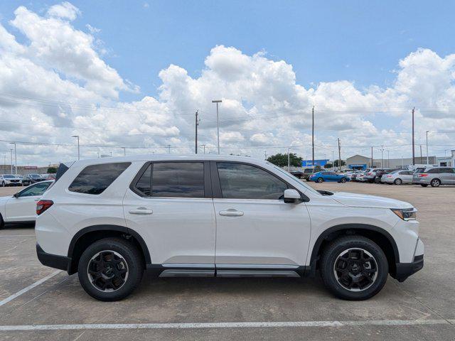 new 2025 Honda Pilot car, priced at $45,805