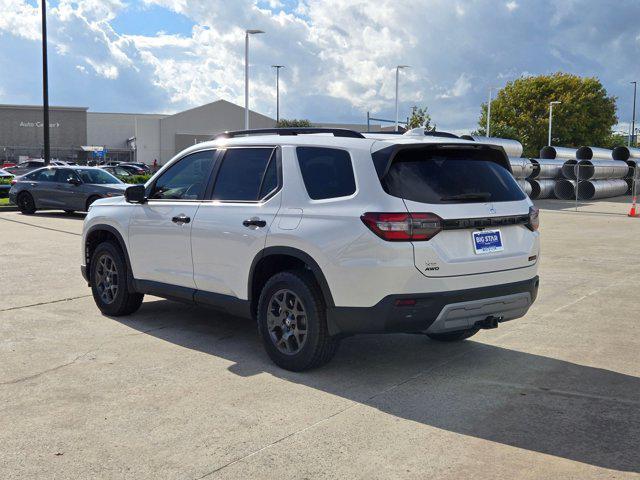 new 2025 Honda Pilot car, priced at $48,730