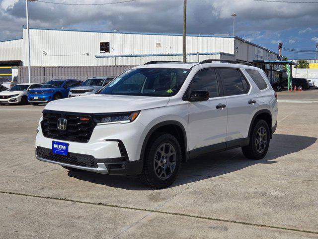 new 2025 Honda Pilot car, priced at $48,730
