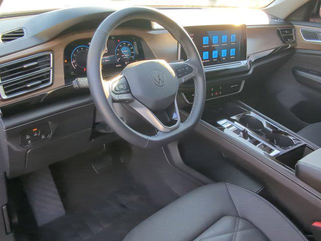 used 2024 Volkswagen Atlas car, priced at $30,000