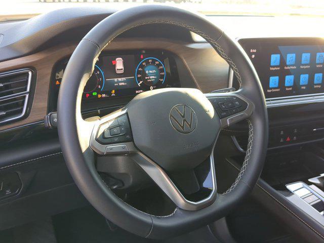 used 2024 Volkswagen Atlas car, priced at $30,000