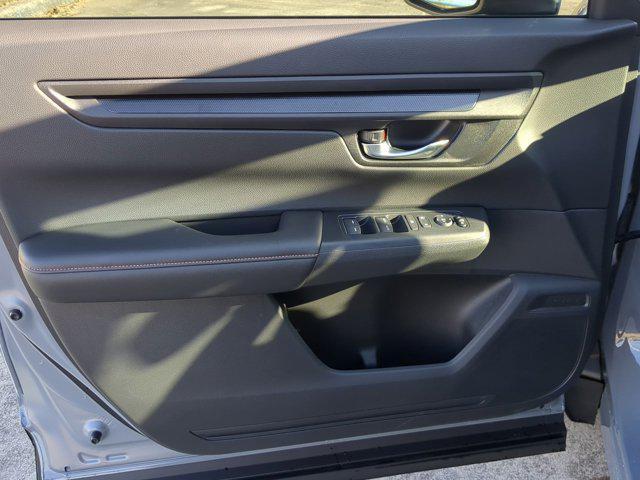 used 2025 Honda CR-V Hybrid car, priced at $33,000