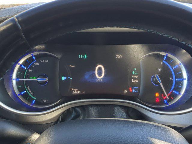used 2021 Chrysler Pacifica Hybrid car, priced at $22,000