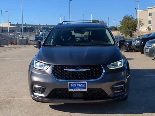 used 2021 Chrysler Pacifica Hybrid car, priced at $22,000