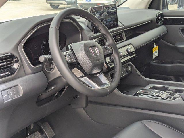 new 2025 Honda Pilot car, priced at $44,905