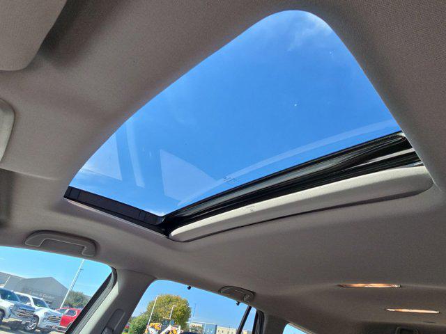 used 2021 Honda Pilot car, priced at $23,000