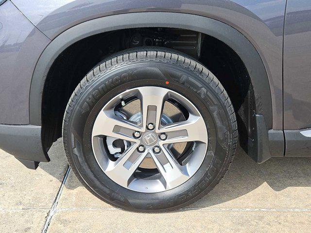 new 2025 Honda Pilot car, priced at $41,825