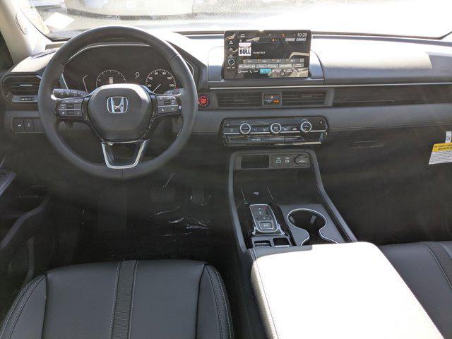 new 2025 Honda Pilot car, priced at $49,650