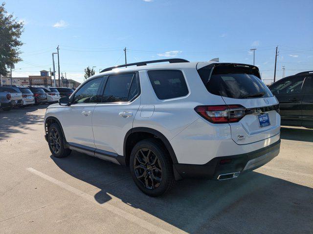 new 2025 Honda Pilot car, priced at $49,650