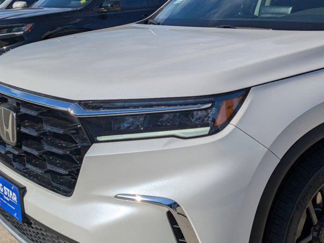 new 2025 Honda Pilot car, priced at $49,650
