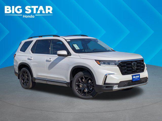 new 2025 Honda Pilot car, priced at $49,650