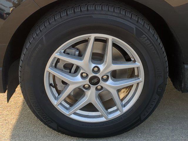 used 2023 Ford Edge car, priced at $20,000