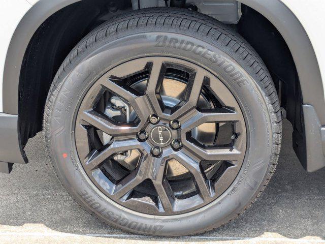 new 2025 Honda Pilot car, priced at $49,305